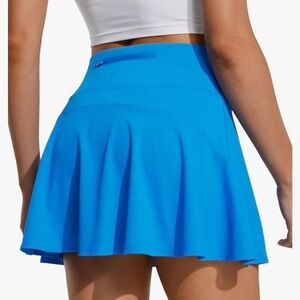 CRZ yoga flowy tennis golf skirt size medium bright blue